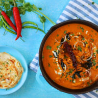 CHICKEN CURRY